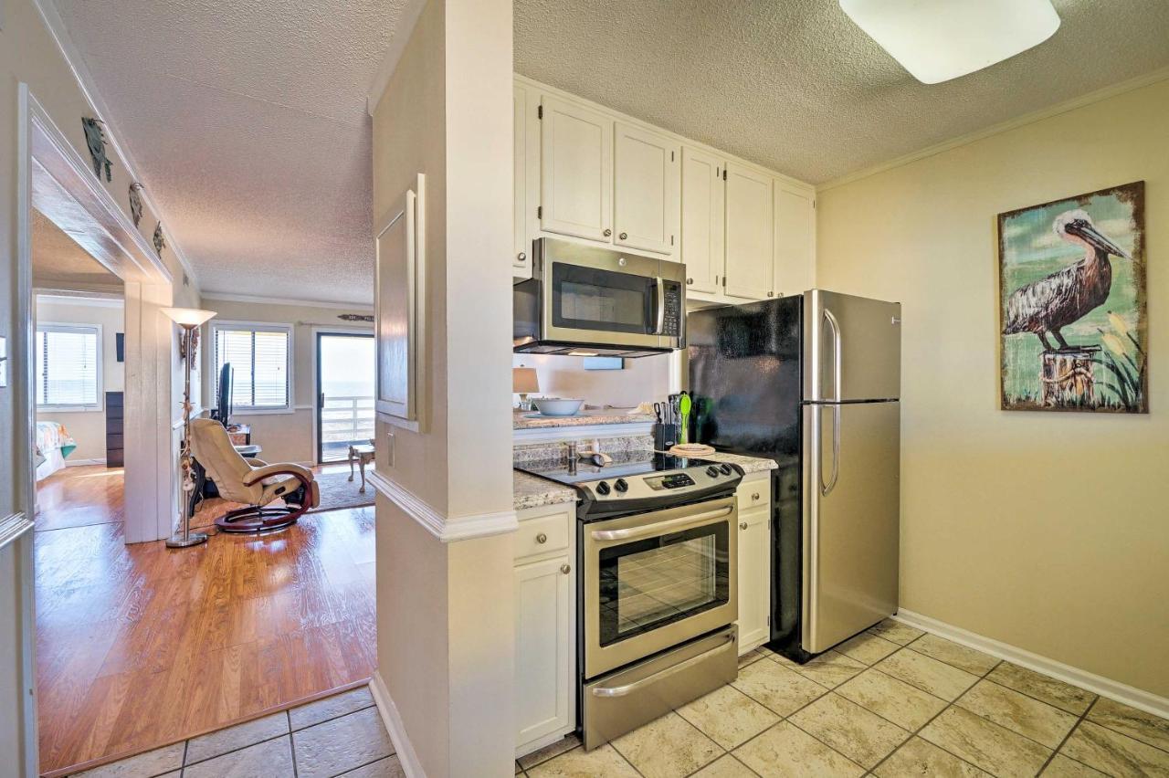 Breezy Beach Retreat With 180-Degree Ocean Views! Apartment แคโลไลนาบีช ภายนอก รูปภาพ