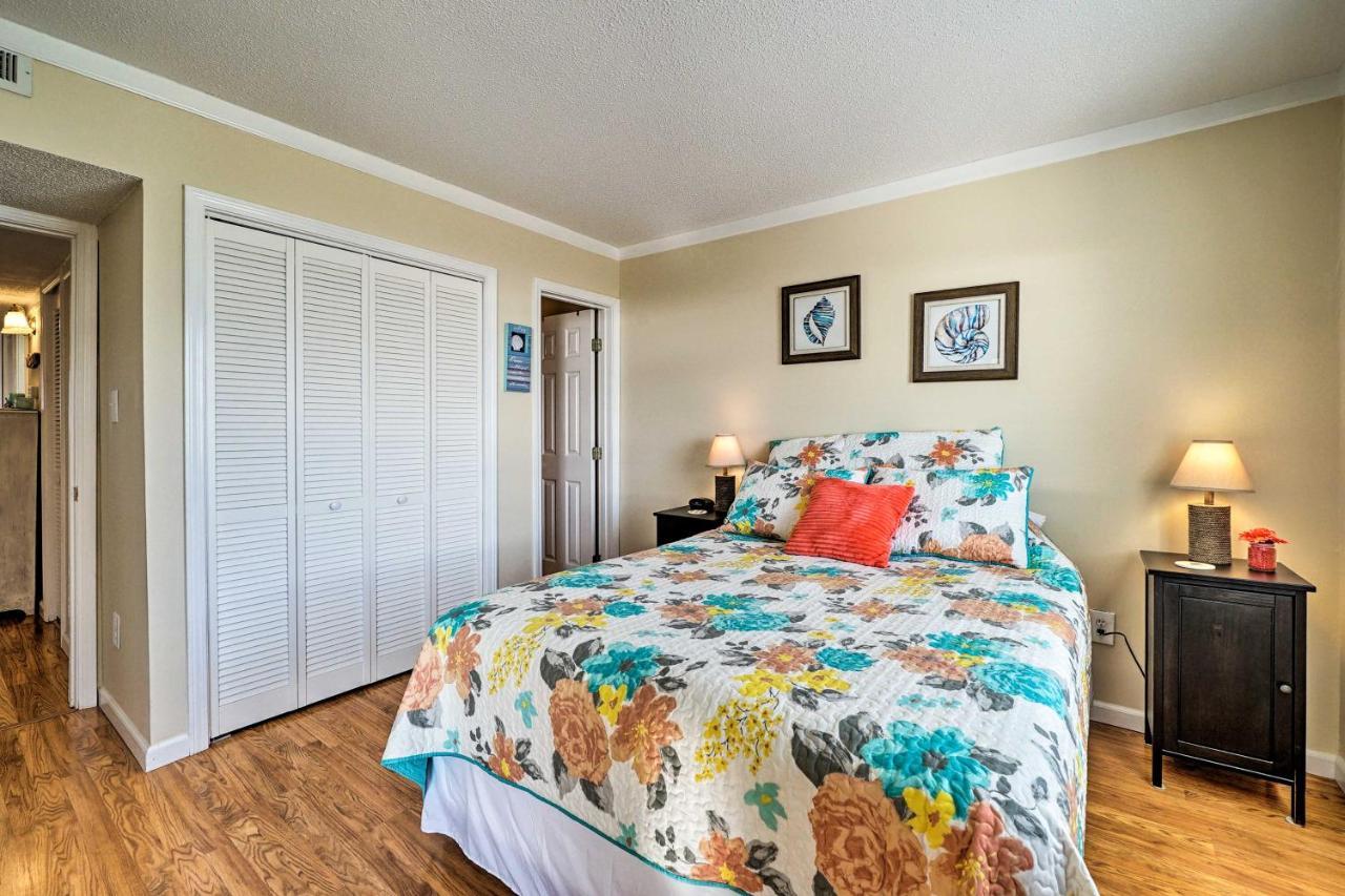 Breezy Beach Retreat With 180-Degree Ocean Views! Apartment แคโลไลนาบีช ภายนอก รูปภาพ